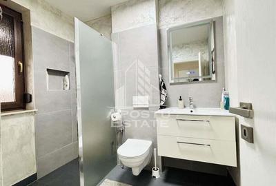 Casa deosebita cu 5 camere in Dinias - 11