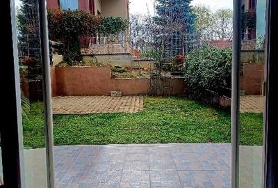 Casa intrare in Breazu,Castel - 1