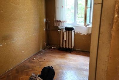 Apartament cu 3 camere decomandat în Circumvalațiunii - 8