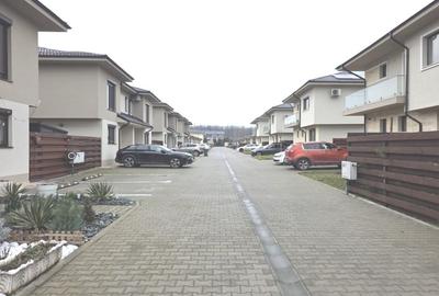 Duplex cu 5 camere cu Teren 297 Mp în Corbeanca - 2