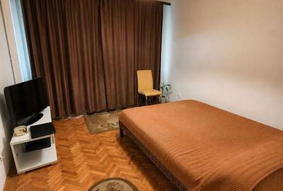 Apartament cu 2 camere decomandat în Aleea Carpați - 3
