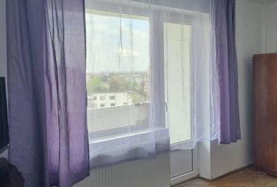 Apartament cu 3 camere semidecomandat în Grigorescu