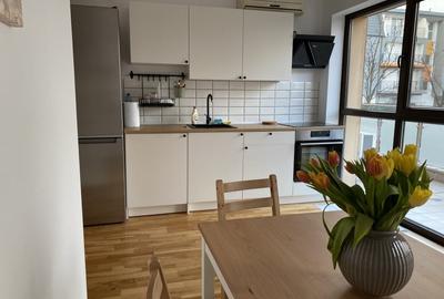 Apartament cu 2 camere decomandat în Central - 4