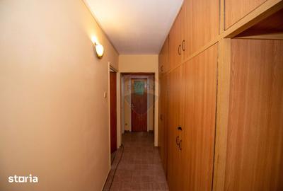 Apartament cu 3 camere decomandat, mobilat în Titan - 17