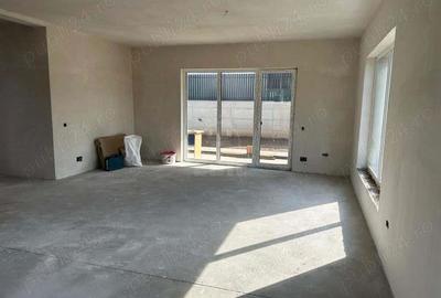 Casă cu 4 camere cu Teren 250 Mp în Vlaha - 10