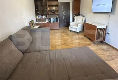 De vanzare | Apartament 2 camere decomandat Etaj 4/10 | Balcon mare | Zona verde - 2