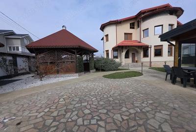 Casă cu 6 camere cu Canalizare în Domnești - 1