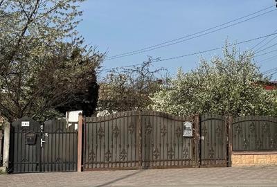 Casa+teren  Serbanesti