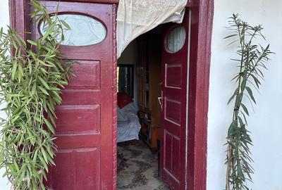 Casă cu 5 camere cu Teren 1422 Mp în Alexeni - 19