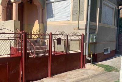Casă cu 4 camere în Cetatea de Baltă