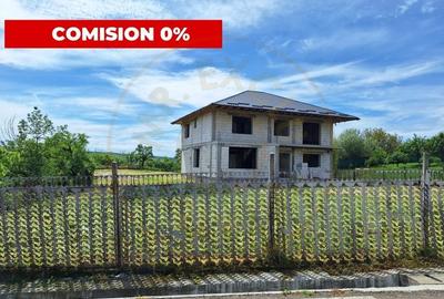 Casă individuală cu 4 camere în Exterior Nord