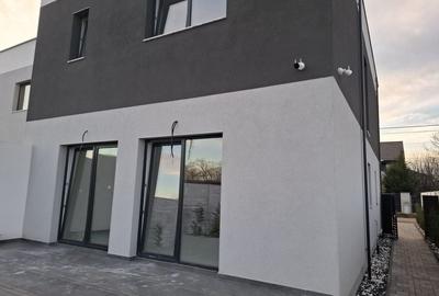 Casă cu 4 camere în Dumbrăvița - 3