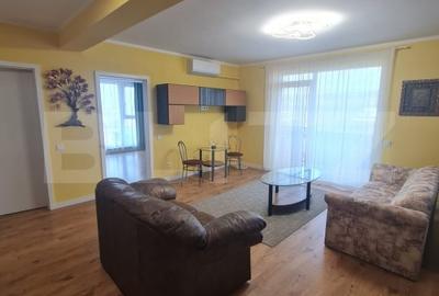Apartament semidecomandat, 52,5 mp utili, lift, boxa, garaj dublu, zona Terra - 6