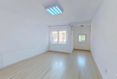 Casă cu 10 camere cu Canalizare în Barbu Văcărescu - 12