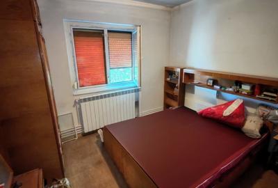 Apartament cu 2 camere decomandat în - 4