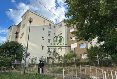 Apartament cu 3 camere decomandat în Petrișor - 2