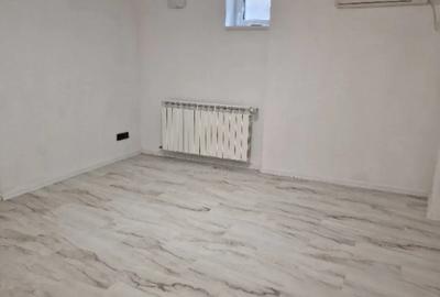 Apartament cu 5 camere semidecomandat în Romană - 14