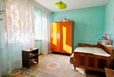 Apartament 4 camere decomandat,etaj 2,Ultracentral,zona Winmark-Petrodava - 8
