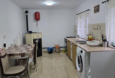 Casă cu 2 camere decomandat în Ciocârlia - 5