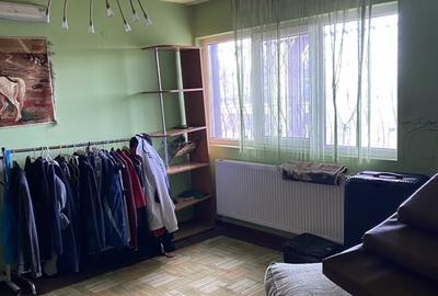 Casă cu 8 camere cu Canalizare în Afumați - 11