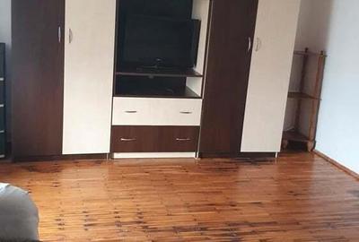 Apartament 1 camera ,bloc tip-vila,zona Crisan - 3