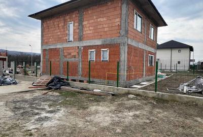 Casă cu 4 camere în Central - 4