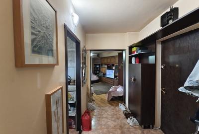 Apartament 2 camere decomandat rond Caraiman - 3
