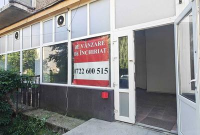 Spațiu comercial, de 77 mp, în Central - 4