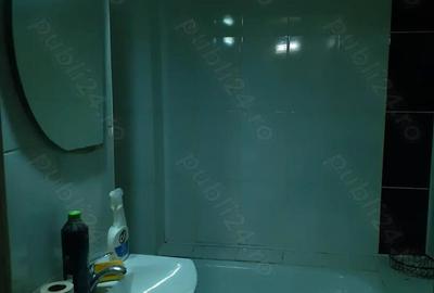 Inchiriere 2 camere cf.1 decom., etajul 4 din 7, supr. 58.mp., mobillat si utilat, Dorob. - Scolilor - 17