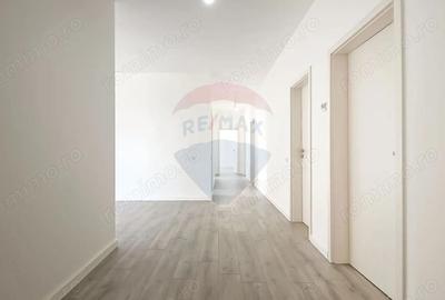 Casă cu 5 camere cu Teren 657 Mp în Hălchiu - 9