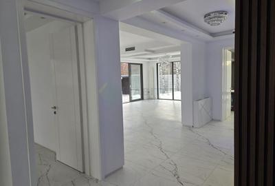 Casă individuală cu 7 camere cu Canalizare în Pipera - 21