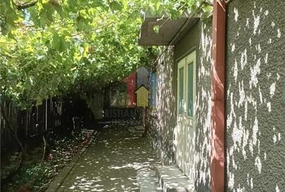 Casă cu 4 camere cu Teren 235 Mp în Central - 17