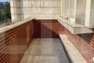 Apartament cu 3 camere în Podgoria