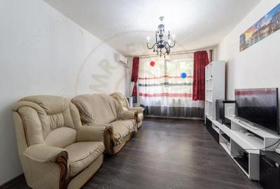 Apartament cu 3 camere decomandat în Negru Vodă - 2