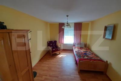 Casa de vanzare, cu 5 camere, 200 mp, zona Piatra Fantanele - 13