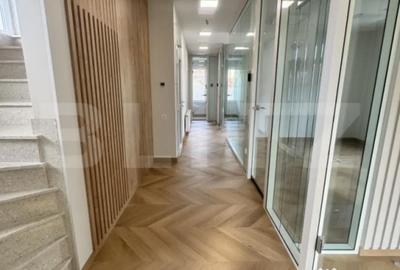 Spațiu comercial, de 20 mp, în Central