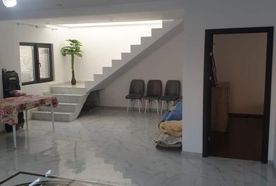 Casă individuală cu 4 camere cu Canalizare în Valu lui Traian