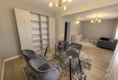 Casă individuală cu 4 camere cu Canalizare în Pipera