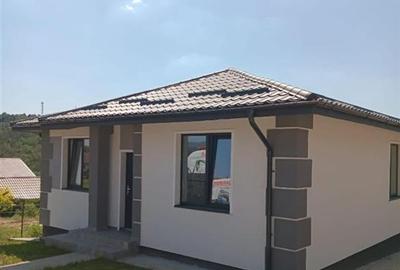 Casă individuală cu 4 camere cu Teren 440 Mp în Valea Adâncă - 10