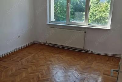 Apartament cu 3 camere decomandat în Gară - 8