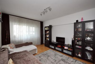Apartament cu 3 camere decomandat în Titan - 1