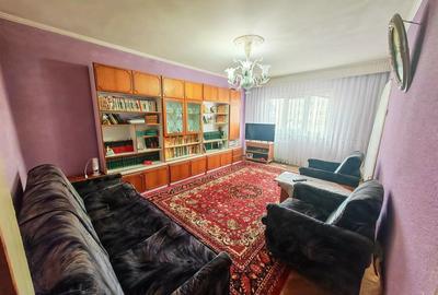 Apartament cu 3 camere decomandat în Central - 1