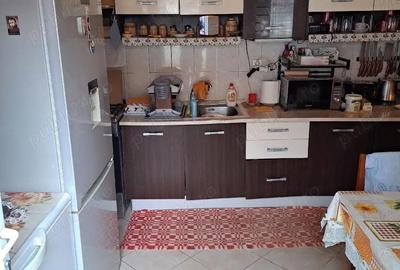 Casă cu 3 camere cu Teren 600 Mp în Vladimirescu