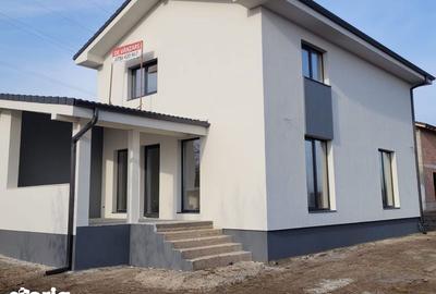 Casă cu 4 camere cu Teren 116 Mp în Tolstoi - 2