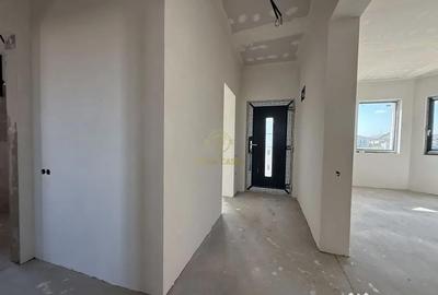 Casă cu 4 camere cu Teren 650 Mp în Mărtinești - 3