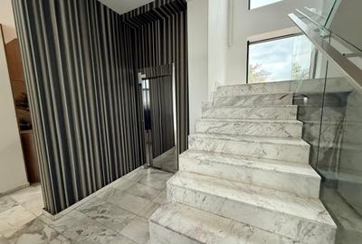 Penthouse cu 3 camere decomandat în Mamaia - 22