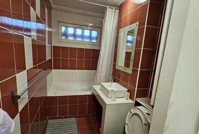 Apartament cu 3 camere semidecomandat în Titan - 11