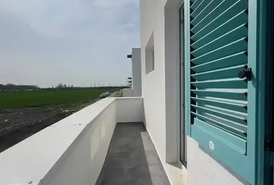 Casă cu 4 camere cu Canalizare în Balotești - 3