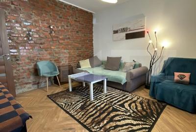 Apartament in curte propie, mobilat, renovat - 1