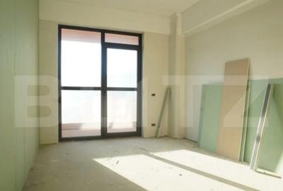 Apartament cu 3 camere decomandat în Central - 1